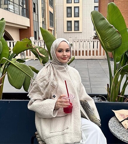 Gucci Kaşmir Şal Bej