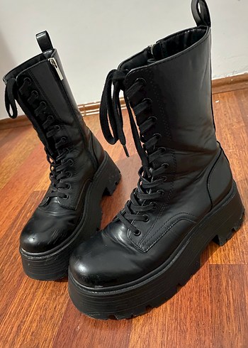Pull & Bear kadın deri bot - Görsel 4
