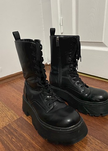 Pull & Bear kadın deri bot - Görsel 2