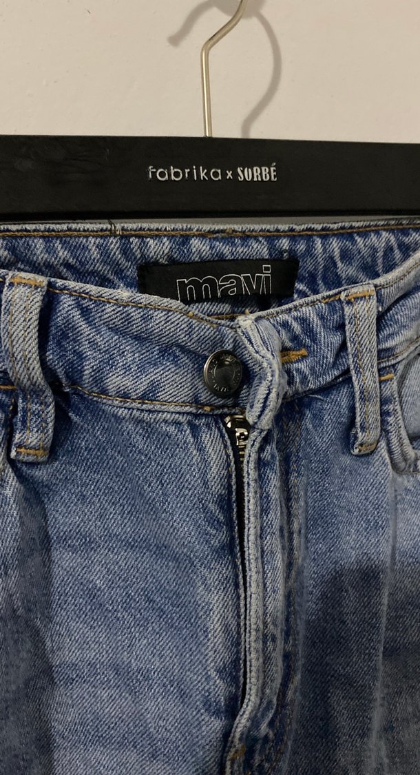 Mavi Kadın Lacivert Yırtık Bol Kesim Kot Pantolon - Görsel 3