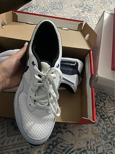 Beyaz nike ayakkabı orjinal