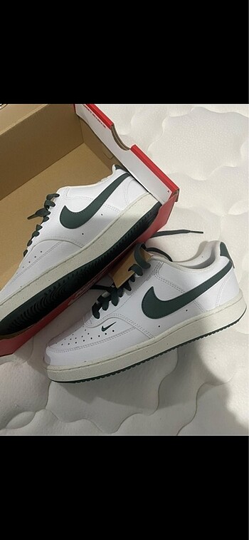 39 Beden Orjinal beyaz nike ayakkabı