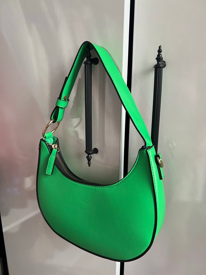 Parlak Yeşil Deri Kadın Omuz Çantası - Görsel 2