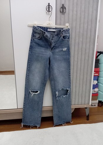Gevşek Kesim Yırtık Midi Kot Pantolon