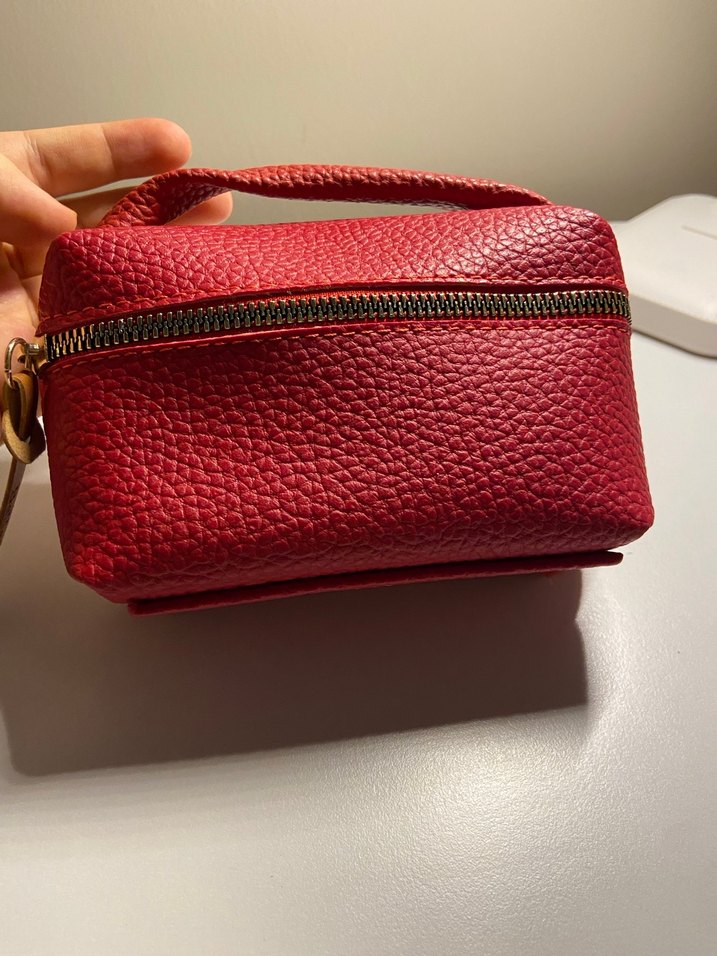 Kırmızı Deri Kadın Makyaj Çantası - Görsel 3