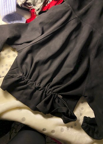 Siyah Kapüşonlu Fermuarlı Kadın Ceket - Görsel 2