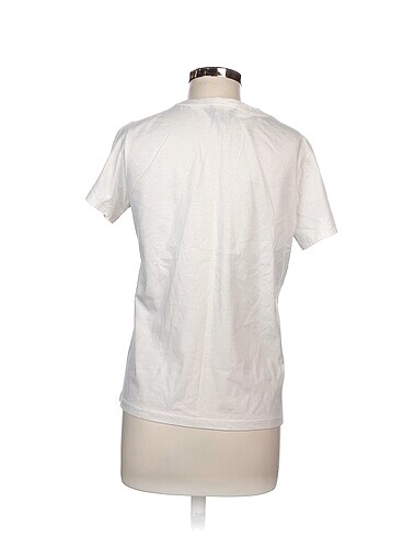 m Beden National Geographic T-shirt %70 İndirimli.