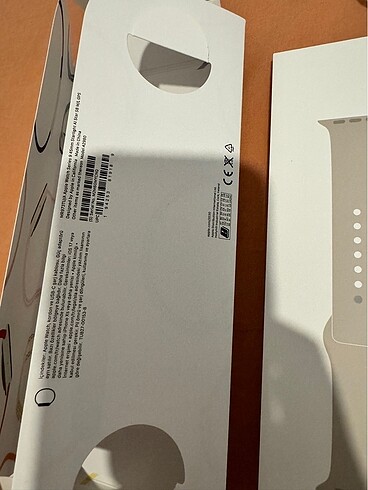 Beden ten rengi Renk APPLE WATCH SERİES 9 yıldız ışığı 45mm