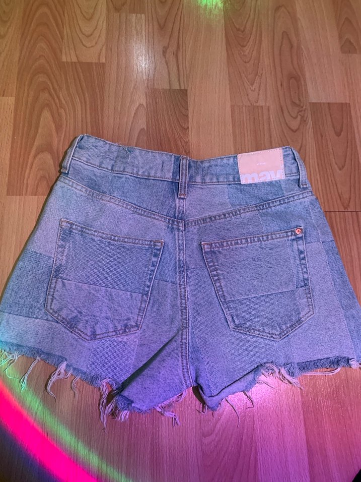 Mavi Mini Denim Şort - Görsel 3