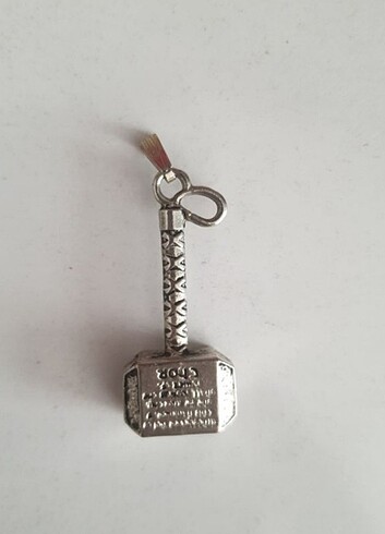 Thor çekici kolye ucu