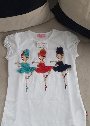 3 Boyutlu Figürlü Beyaz 6-7 yaş Kız Tişörtü - Görsel 2