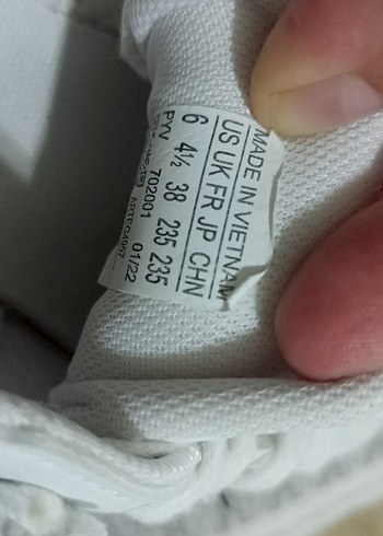 38 Beden Adidas Beyaz Elastik Bağcıklı Unisex Spor Ayakkabı