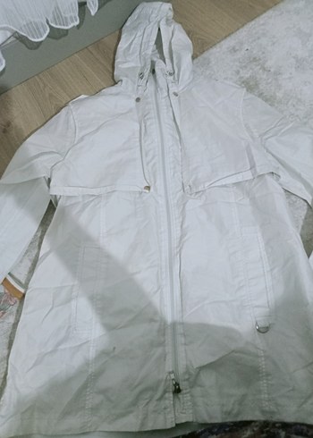 Beyaz Baskılı yagmurluk - Görsel 2