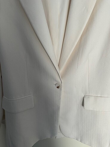 m Beden beyaz Renk STRADIVARIUS EKRU BLAZER CEKET