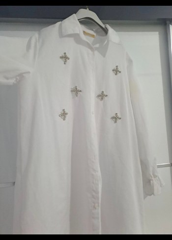 Nakışlı Beyaz Keten Mini Gömlek - Görsel 2