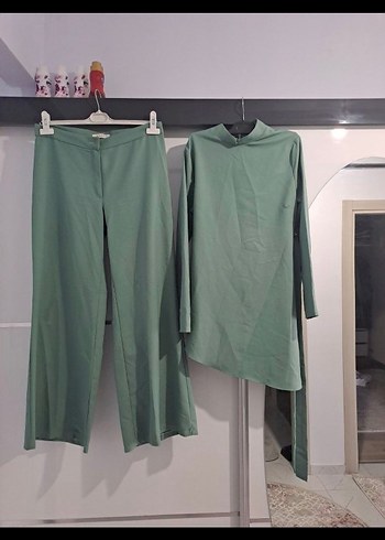 Kadın Uzun Kollu Yeşil Minimalist Takım - Görsel 2