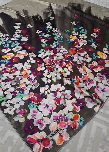 aker ipek eşarp - Görsel 2