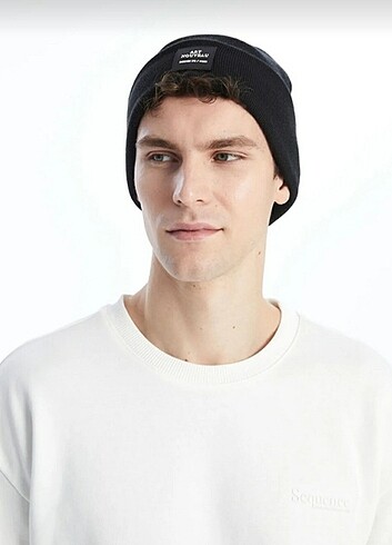 LC Waikiki Etiket Detaylı Triko Bere - Görsel 2