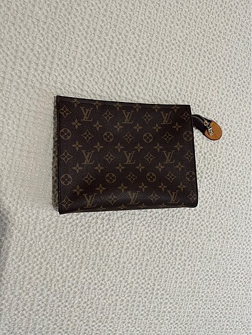 Beden louis vuitton toiletry pouch 26