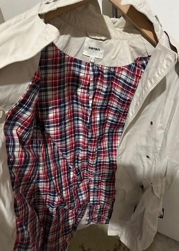 Düğmeli Beyaz Midi Kadın Trençkot - Görsel 2