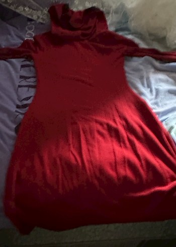 Kırmızı elbise - Görsel 2
