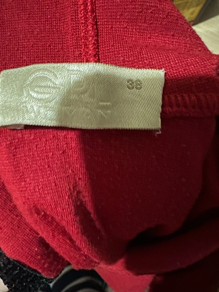 Kırmızı elbise - Görsel 4