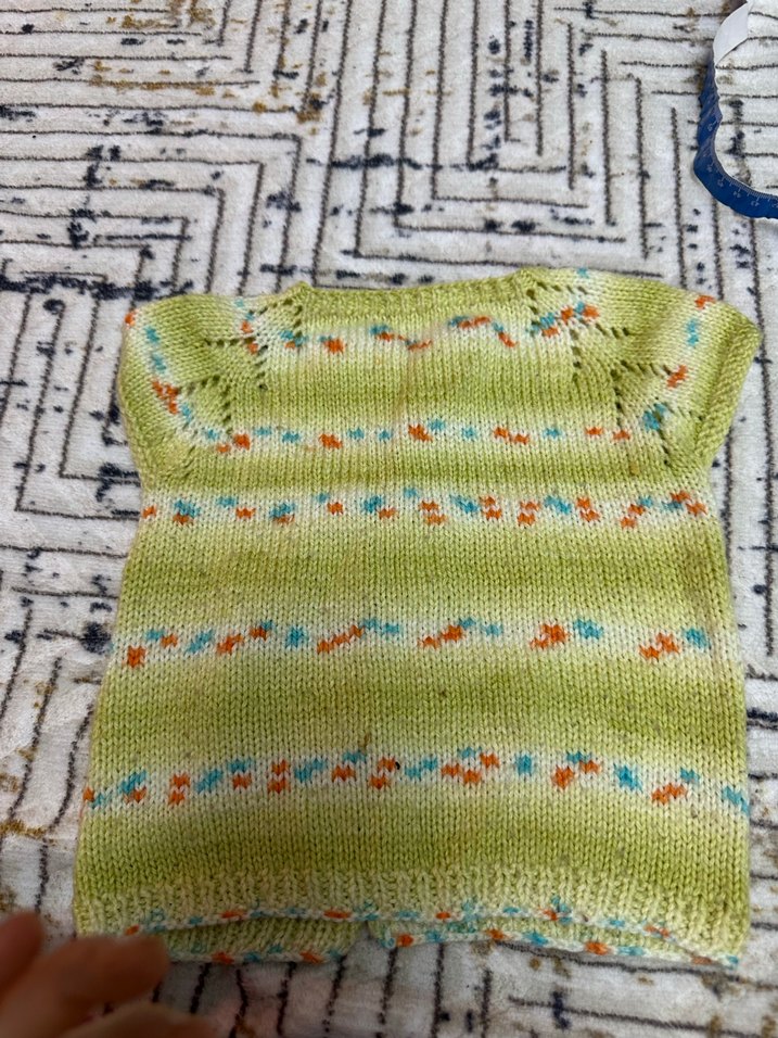 Kız Çocuk Yeşil V Yaka Örgü Yelek - Görsel 5