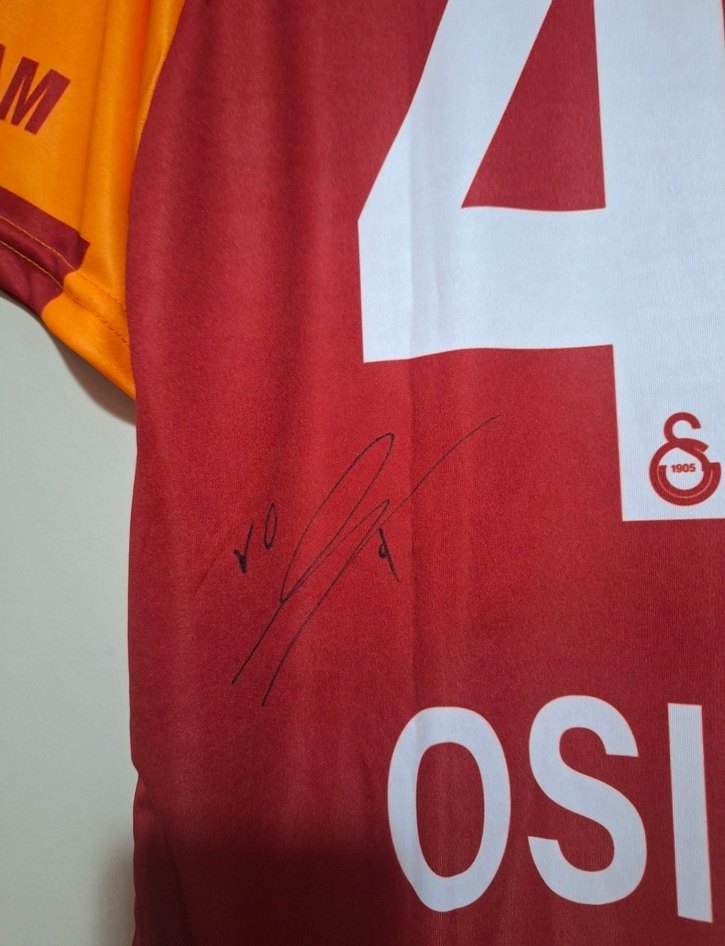 Osimhen imzalı forma - Görsel 2