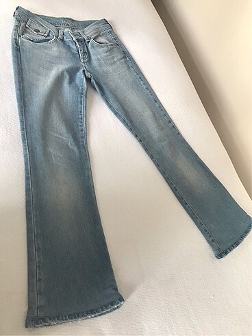 27 Beden Mavi jean