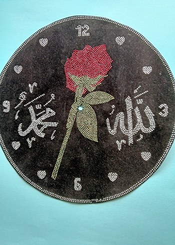 Çiçek Desenli Kur'an yazılı saat parçası - Görsel 3