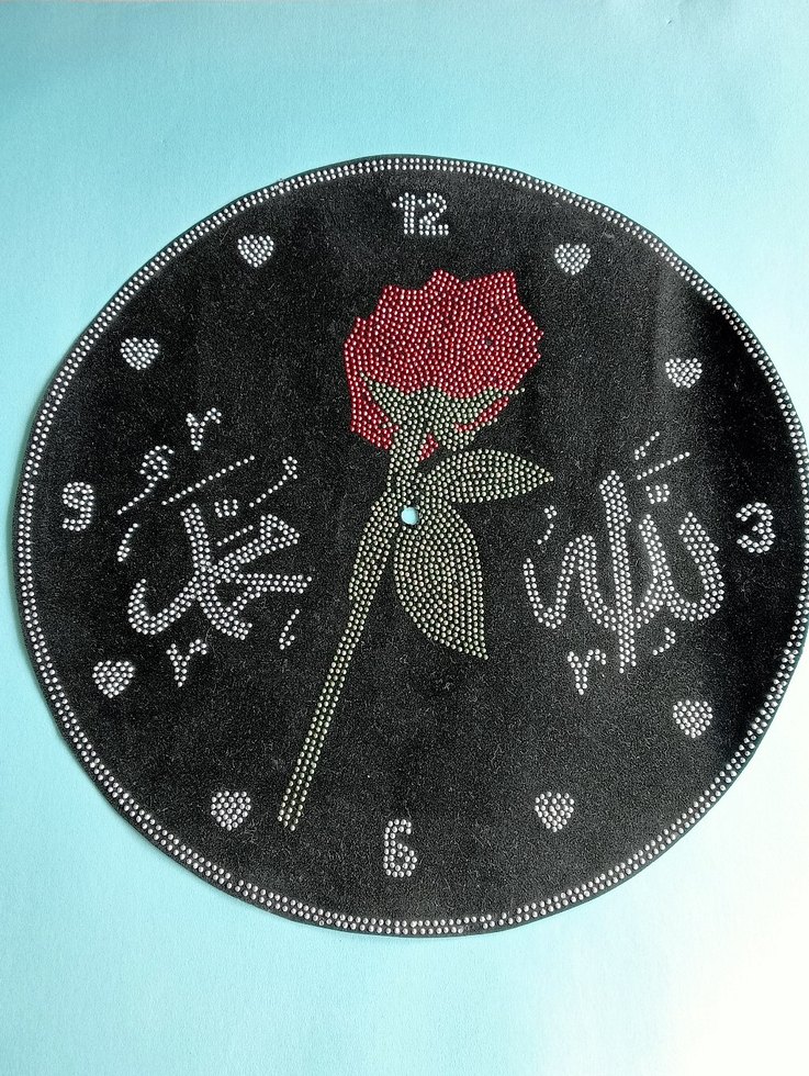 Çiçek Desenli Kur'an yazılı saat parçası - Görsel 4