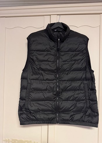 l Beden siyah Renk Zara Siyah Fermuarlı Kolsuz Kışlık Mont