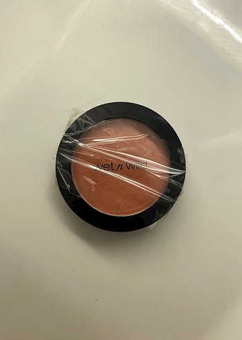 Wet n Wild Parlak Allık