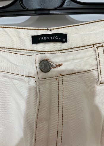 Trendyol & Milla Beyaz Keten Rahat Kesim Midi Kadın Jean