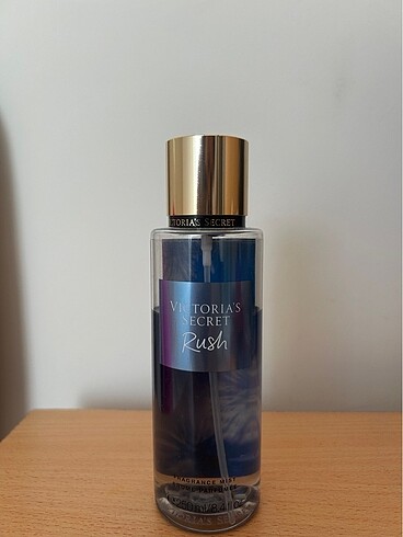 Victoria?s Secret Rush Vücut Spreyi