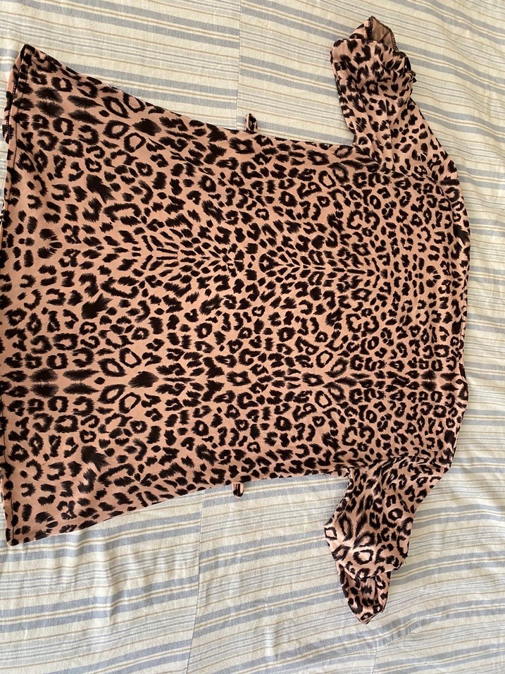 Bluz leopar desenli - Görsel 3