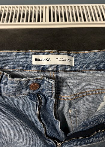 Bershka 32