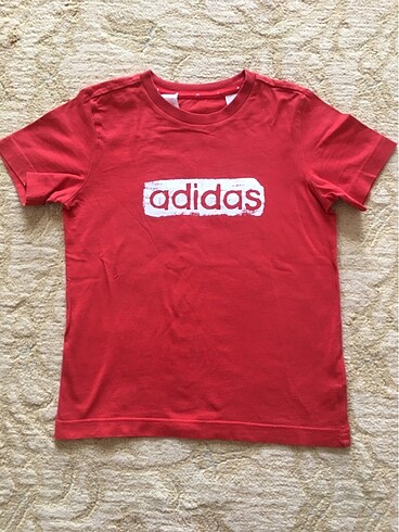 Adidas tshirt