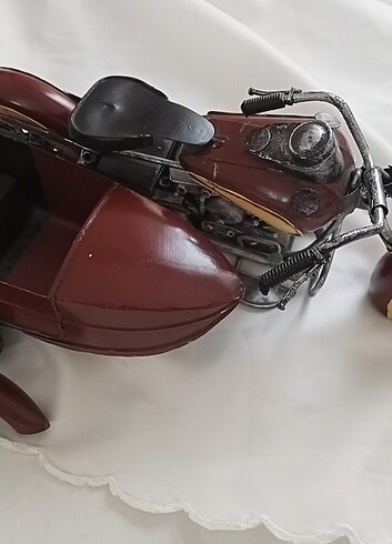 Koleksiyon el işçiliği motorsiklet yolcu sepetli