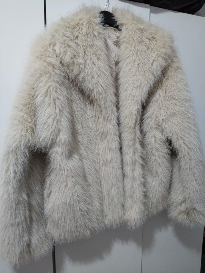 Beyaz kürk - Görsel 2