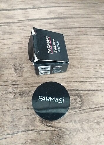 Farmasi Kaş pomadi 