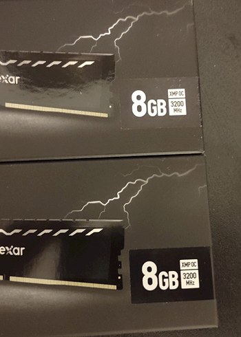 8GB 3200 MHz Siyah Exar Bellek Kartı