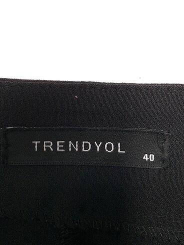 40 Beden siyah Renk Trendyol & Milla Kumaş Pantolon %70 İndirimli.
