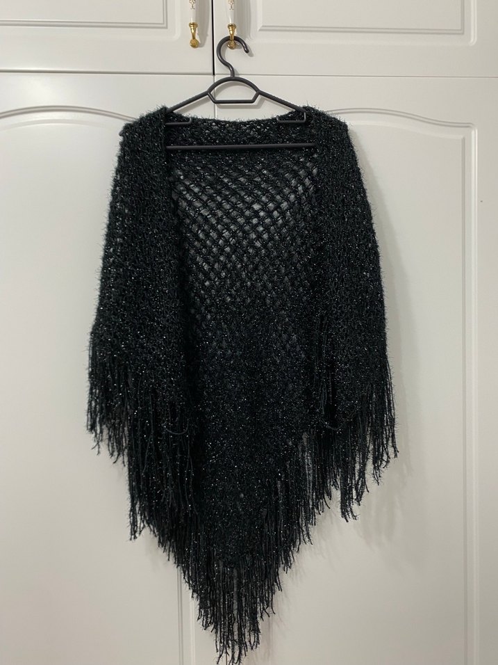 Siyah Örgü Kadın Panço - Görsel 2