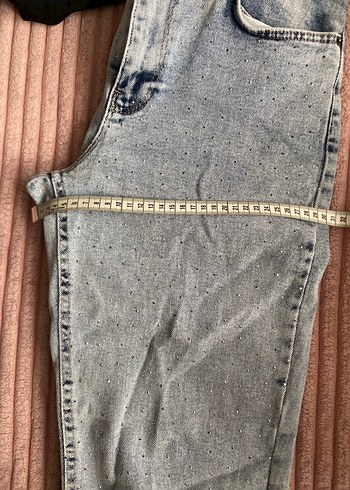 Taşlı kot pantolon - Görsel 6