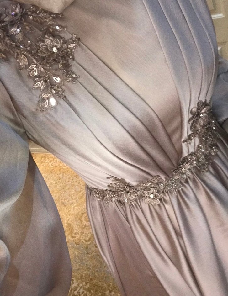 Bej nakışlı tesettür abiye - Görsel 2