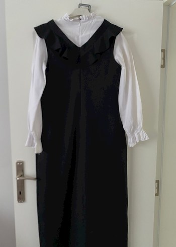 Uzun Siyah Fırfırlı Kolsuz Elbise - Görsel 5