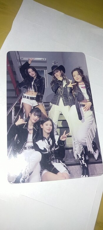 Gidle lomo card