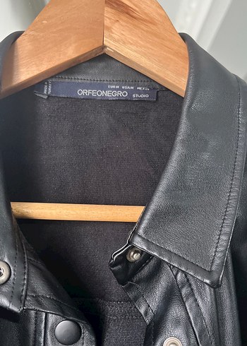 Düğmeli Siyah Kadın Deri Ceket - Görsel 2