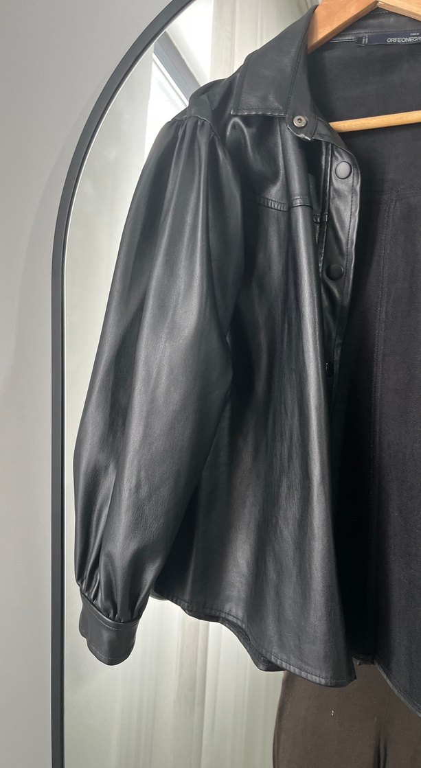 Düğmeli Siyah Kadın Deri Ceket - Görsel 3